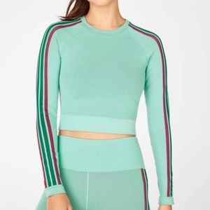 Fabletics Aisley Seamless Long-Sleeve Crop Top